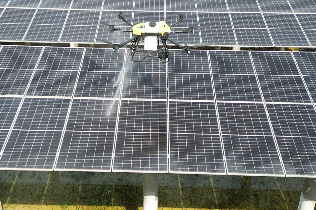 光伏清洗无人机